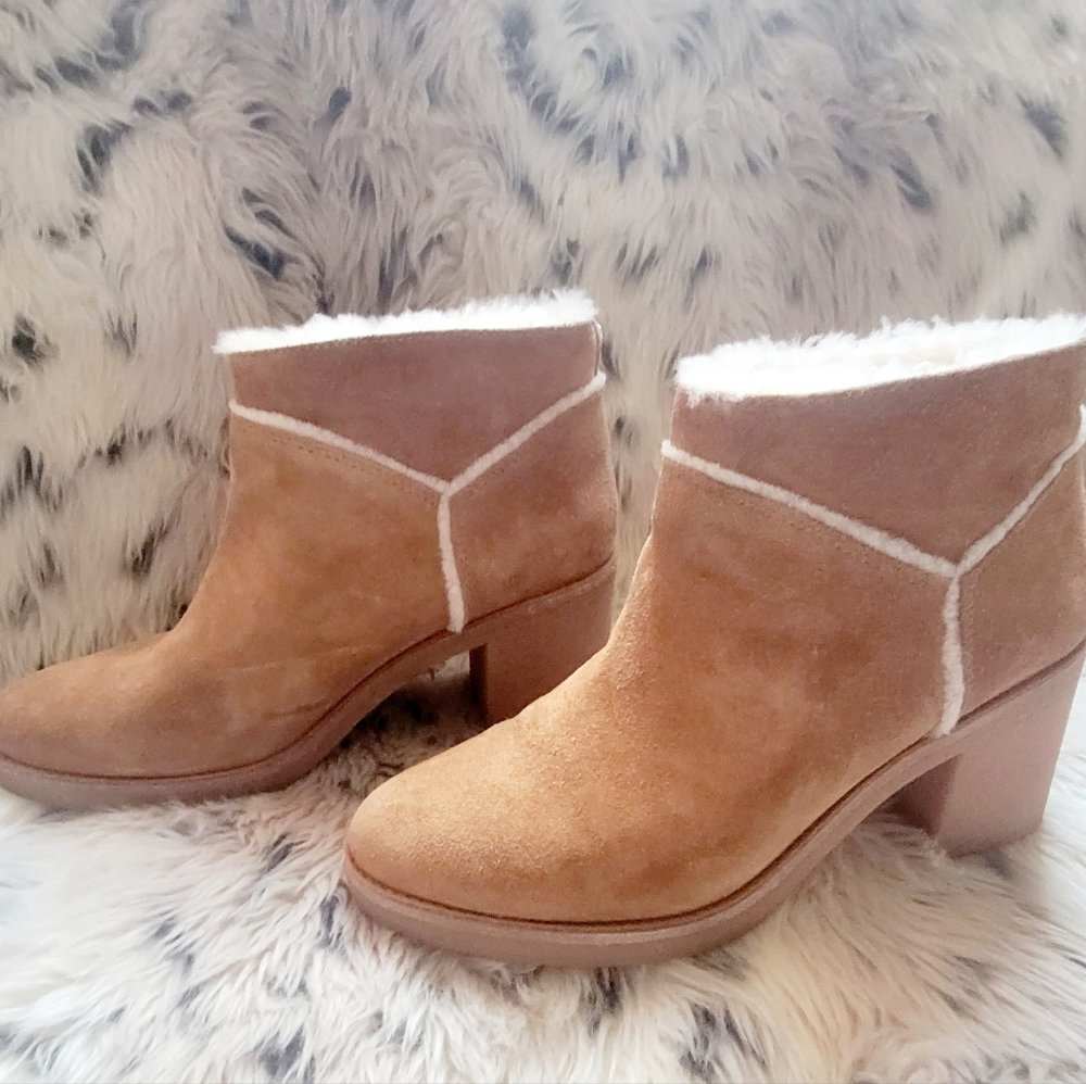 Ugg Kasen Ankle Heel Suede Shearling Boots